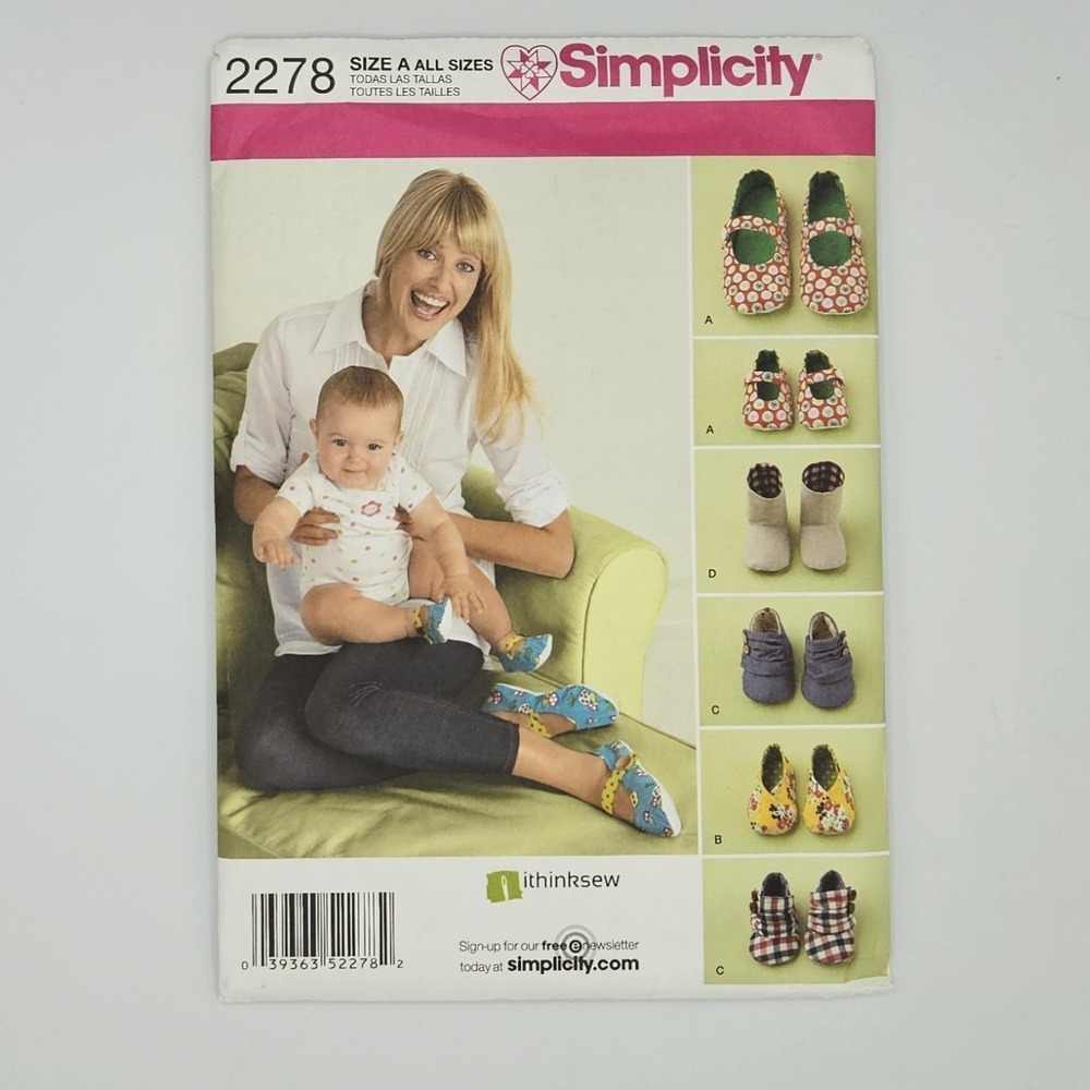 New uncut Simplicity 2278‎ shoes for Mom  and baby S M L